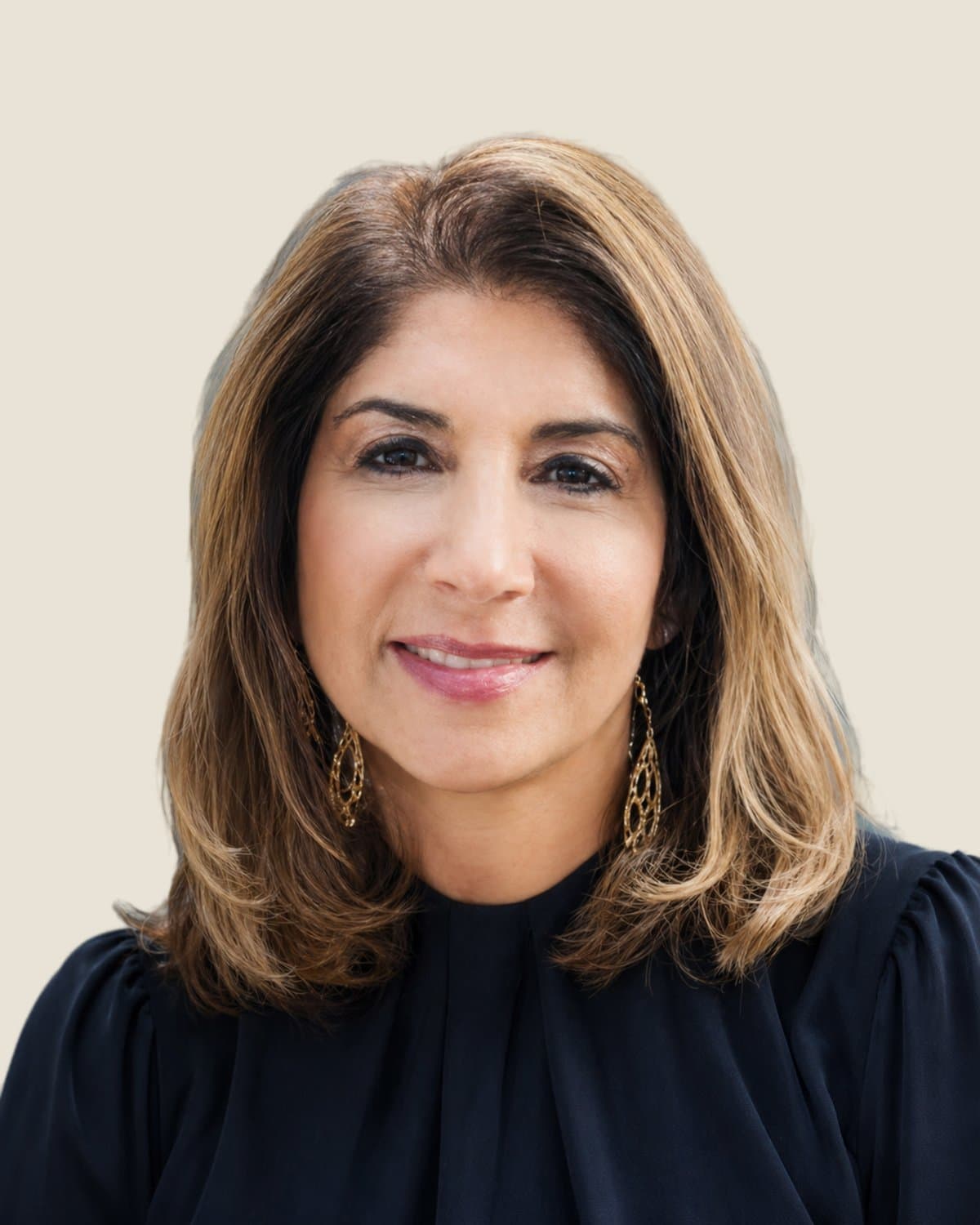 Dr. med. Elif Demir